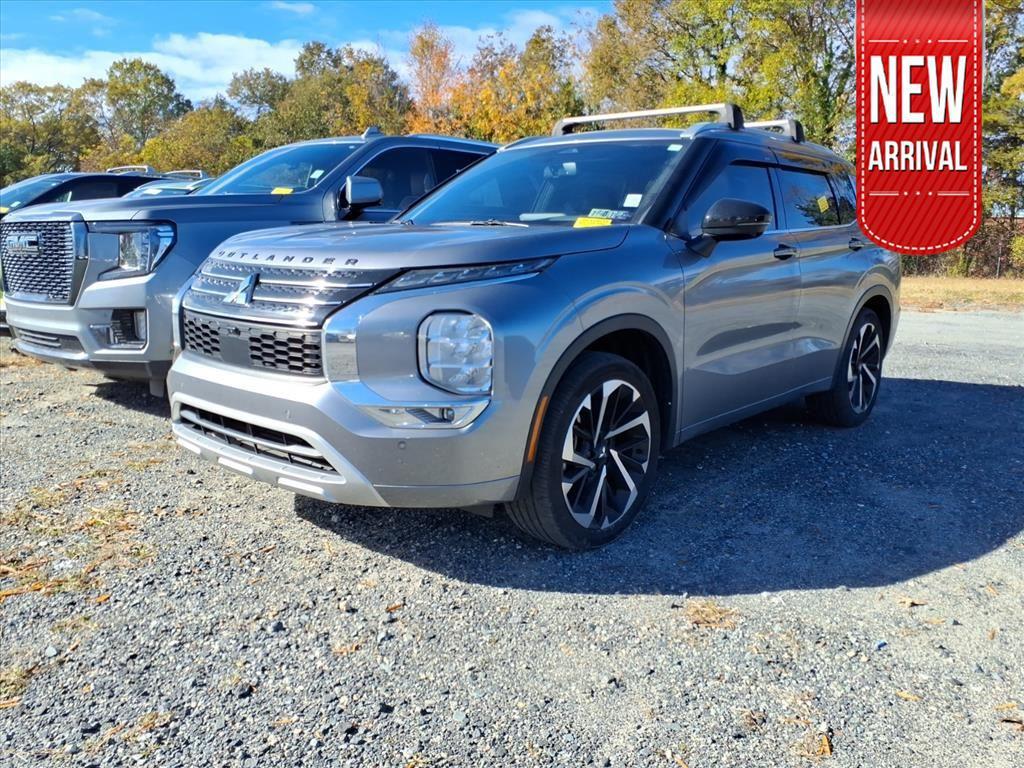 used 2022 Mitsubishi Outlander car, priced at $21,987