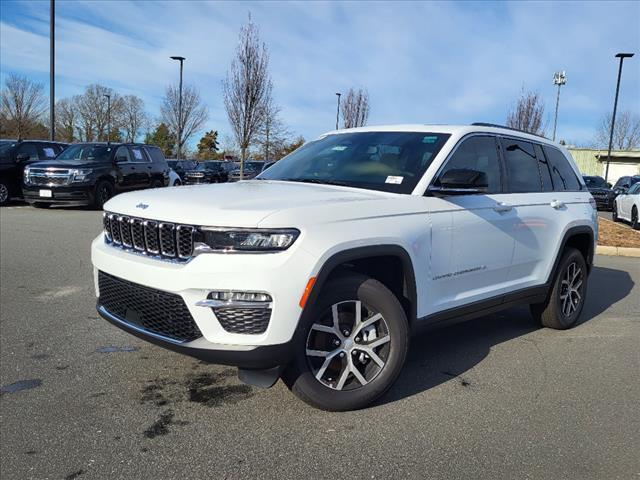 new 2024 Jeep Grand Cherokee car, priced at $45,415