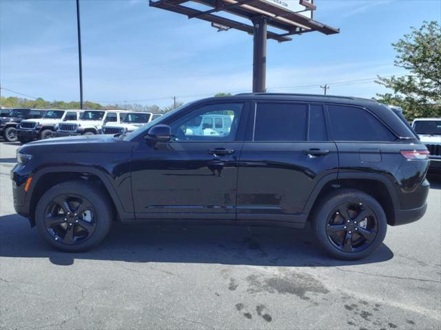 new 2025 Jeep Grand Cherokee car, priced at $49,212