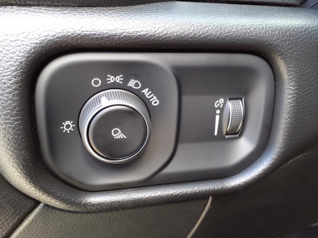 new 2024 Ram 2500 car, priced at $70,660