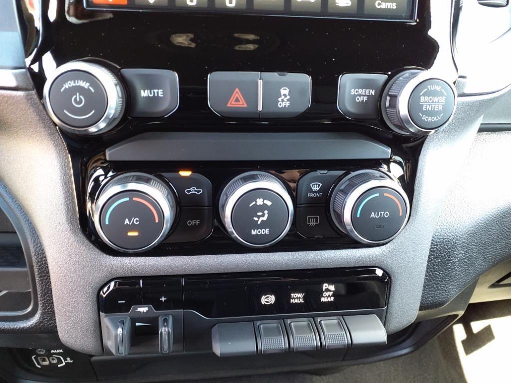 new 2024 Ram 2500 car, priced at $70,660