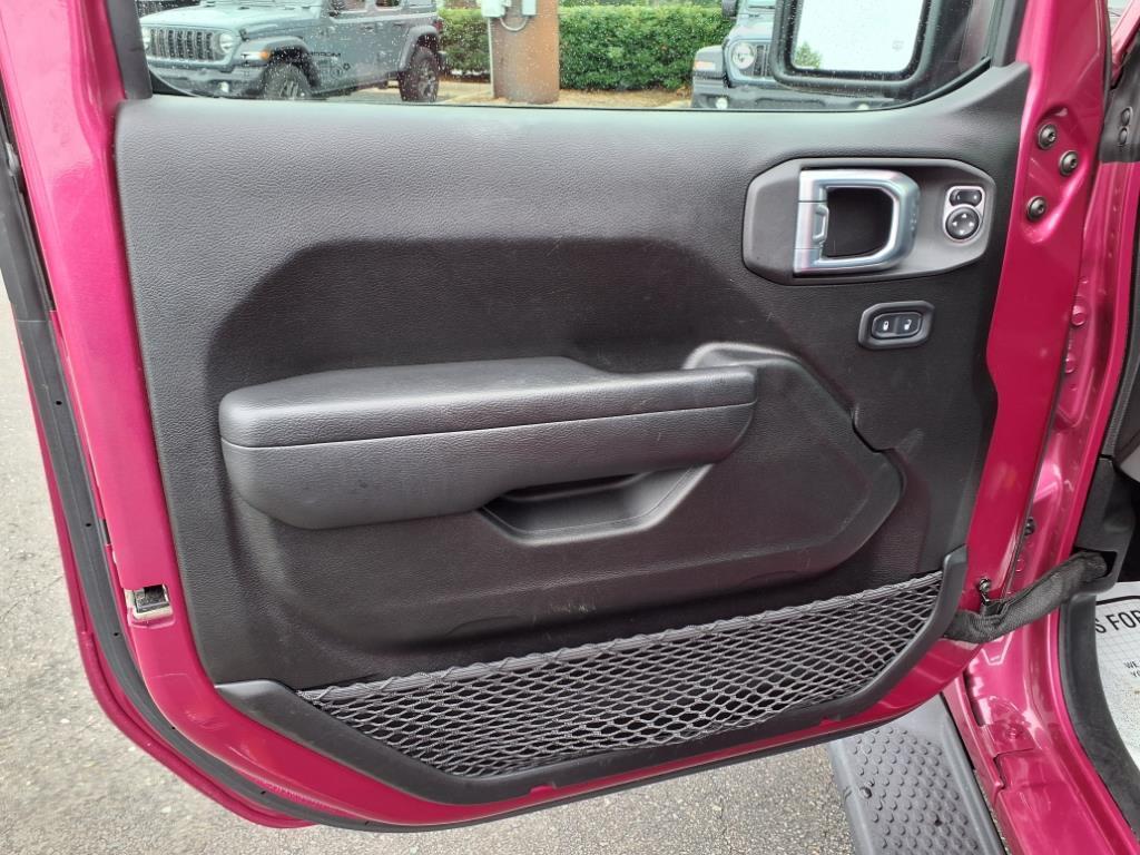 used 2022 Jeep Wrangler Unlimited car, priced at $38,365