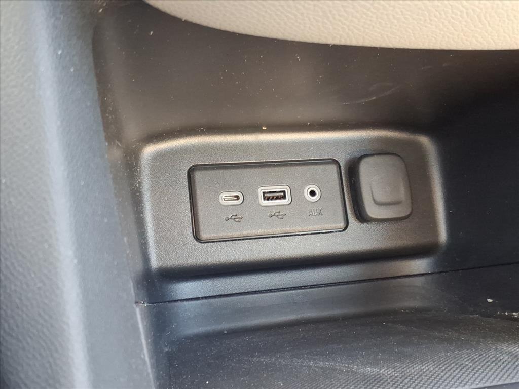 used 2022 Chevrolet Equinox car, priced at $20,995