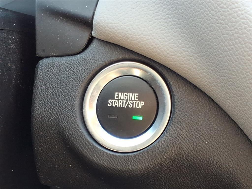 used 2022 Chevrolet Equinox car, priced at $20,995