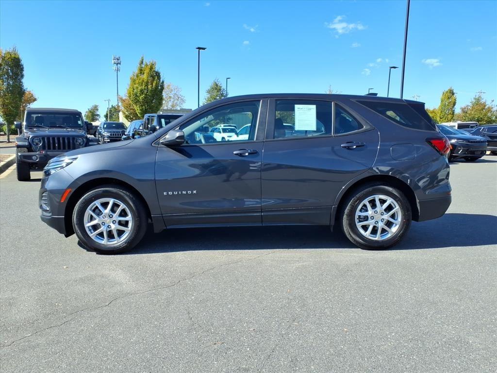 used 2022 Chevrolet Equinox car, priced at $20,995