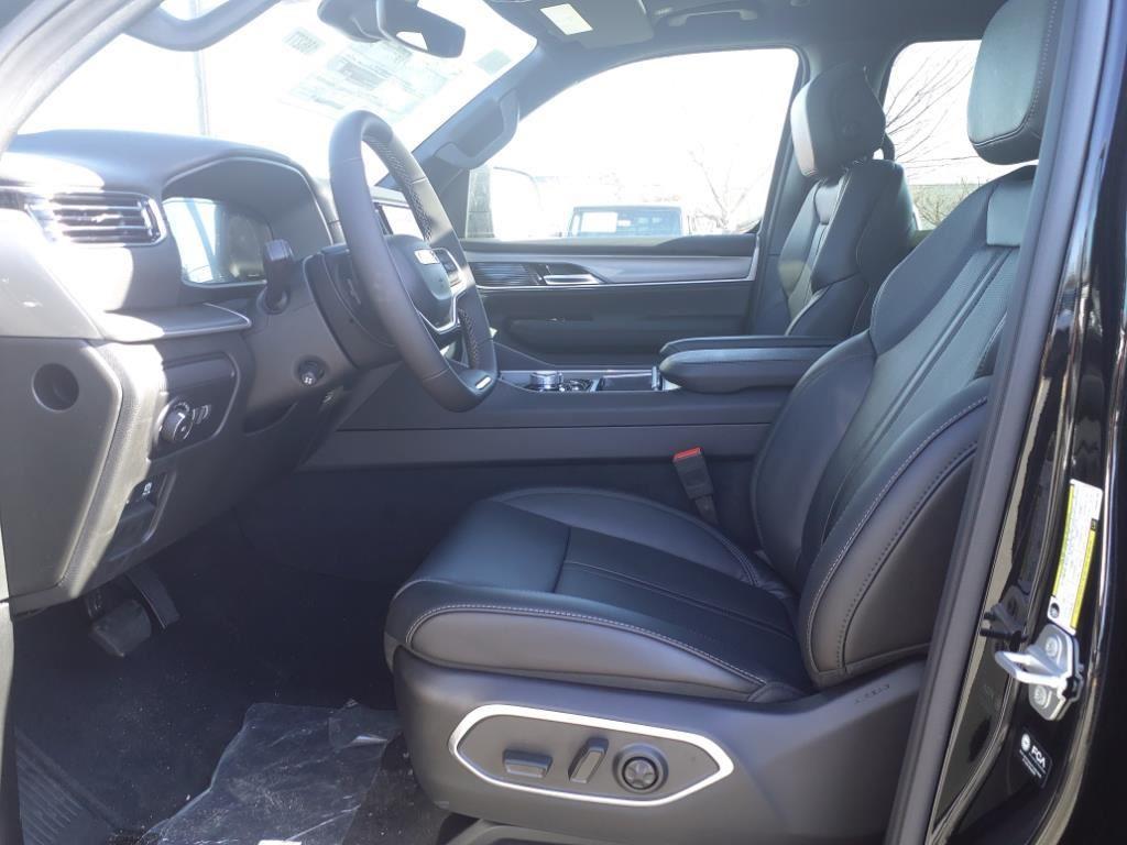 new 2025 Jeep Wagoneer car, priced at $67,498