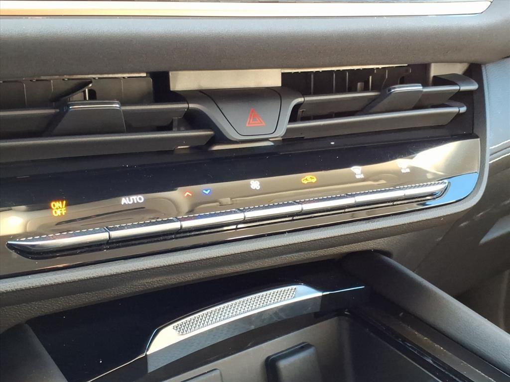 used 2025 Buick Envision car, priced at $32,986