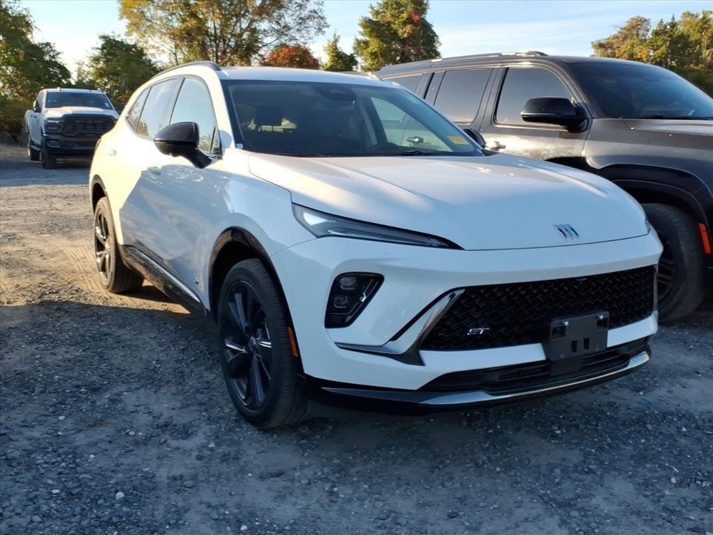 used 2025 Buick Envision car, priced at $32,986