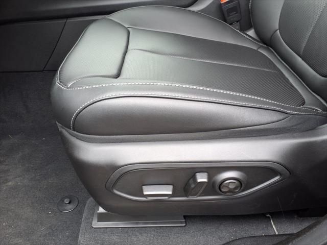 new 2025 Jeep Grand Cherokee car, priced at $50,155