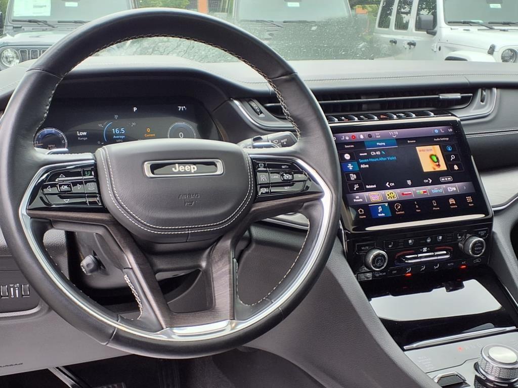 used 2022 Jeep Grand Cherokee car, priced at $35,998