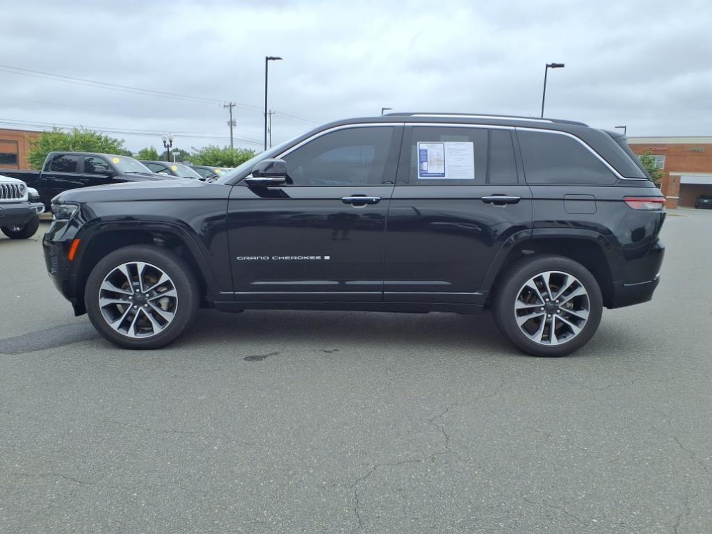 used 2022 Jeep Grand Cherokee car, priced at $35,998
