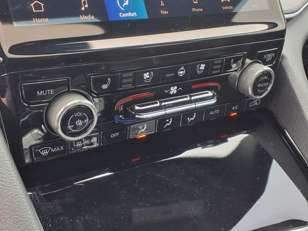 used 2022 Jeep Grand Cherokee car, priced at $35,998