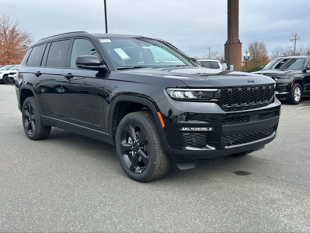 new 2025 Jeep Grand Cherokee L car, priced at $47,361