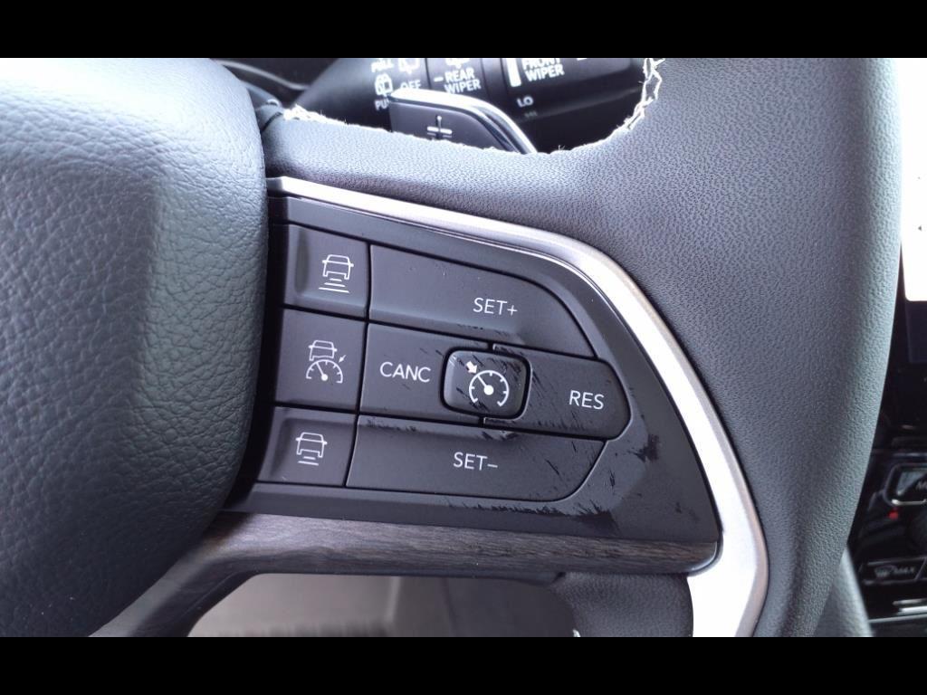 new 2025 Jeep Grand Cherokee car, priced at $46,862