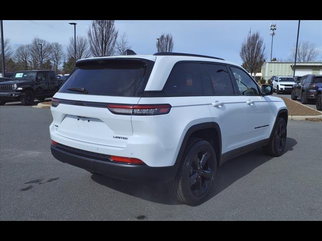 new 2025 Jeep Grand Cherokee car, priced at $50,152