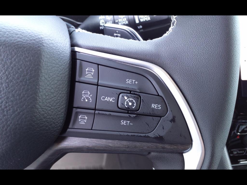 new 2025 Jeep Grand Cherokee car, priced at $47,362