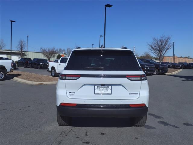 new 2025 Jeep Grand Cherokee car, priced at $49,256