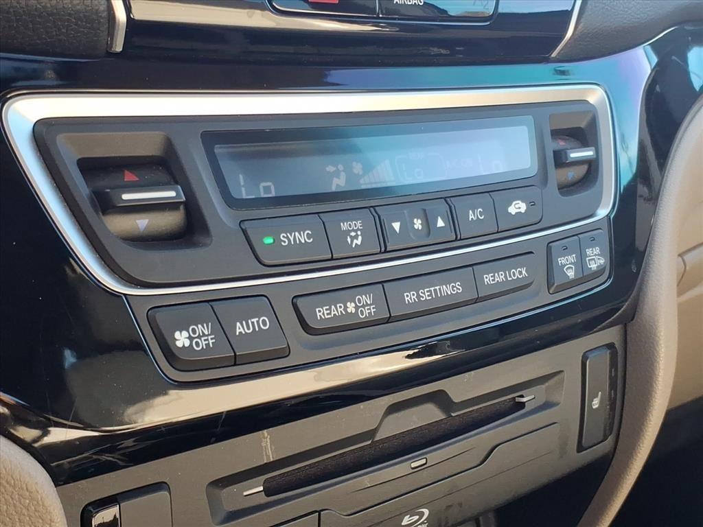 used 2021 Honda Pilot car, priced at $26,699