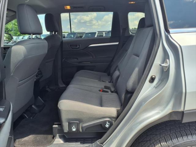 used 2019 Toyota Highlander car, priced at $25,705