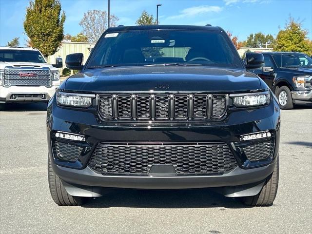 new 2025 Jeep Grand Cherokee car, priced at $43,507
