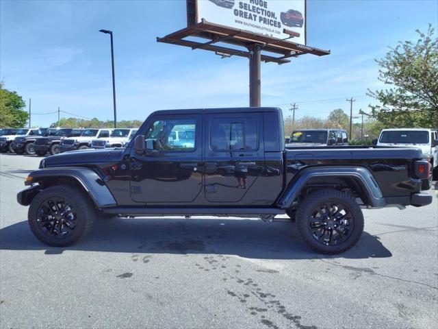 new 2025 Jeep Gladiator car, priced at $41,473