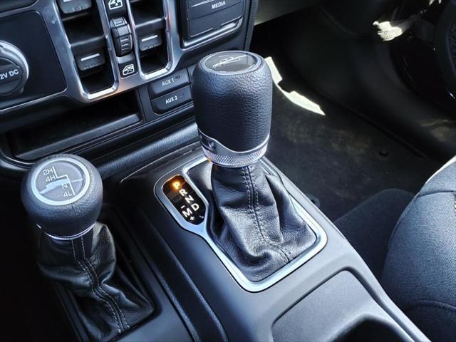 new 2025 Jeep Gladiator car, priced at $41,473