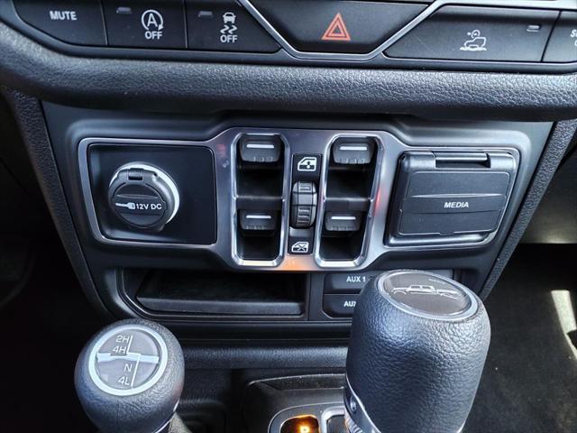 new 2025 Jeep Gladiator car, priced at $41,473
