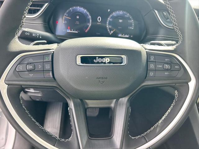 new 2025 Jeep Grand Cherokee car, priced at $37,982