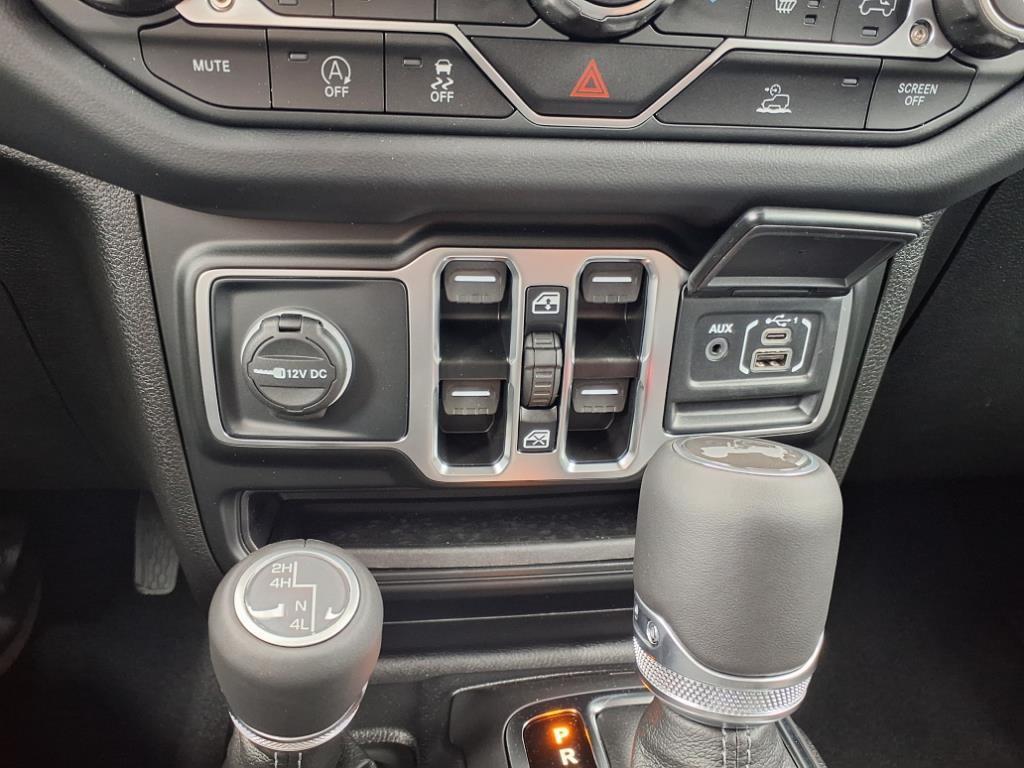 new 2025 Jeep Wrangler car, priced at $54,853