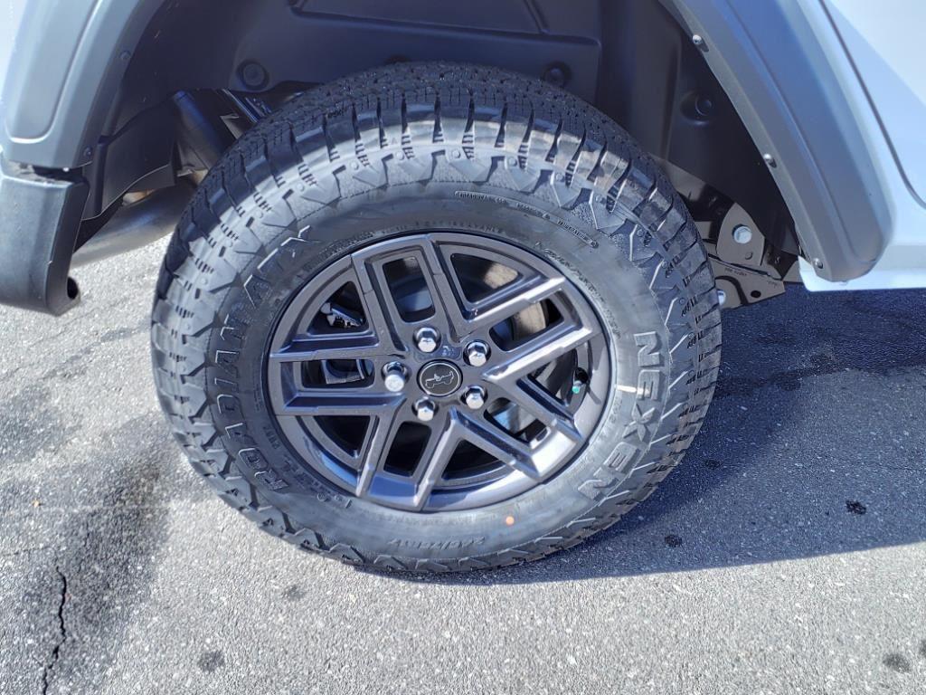 new 2025 Jeep Wrangler car, priced at $41,991