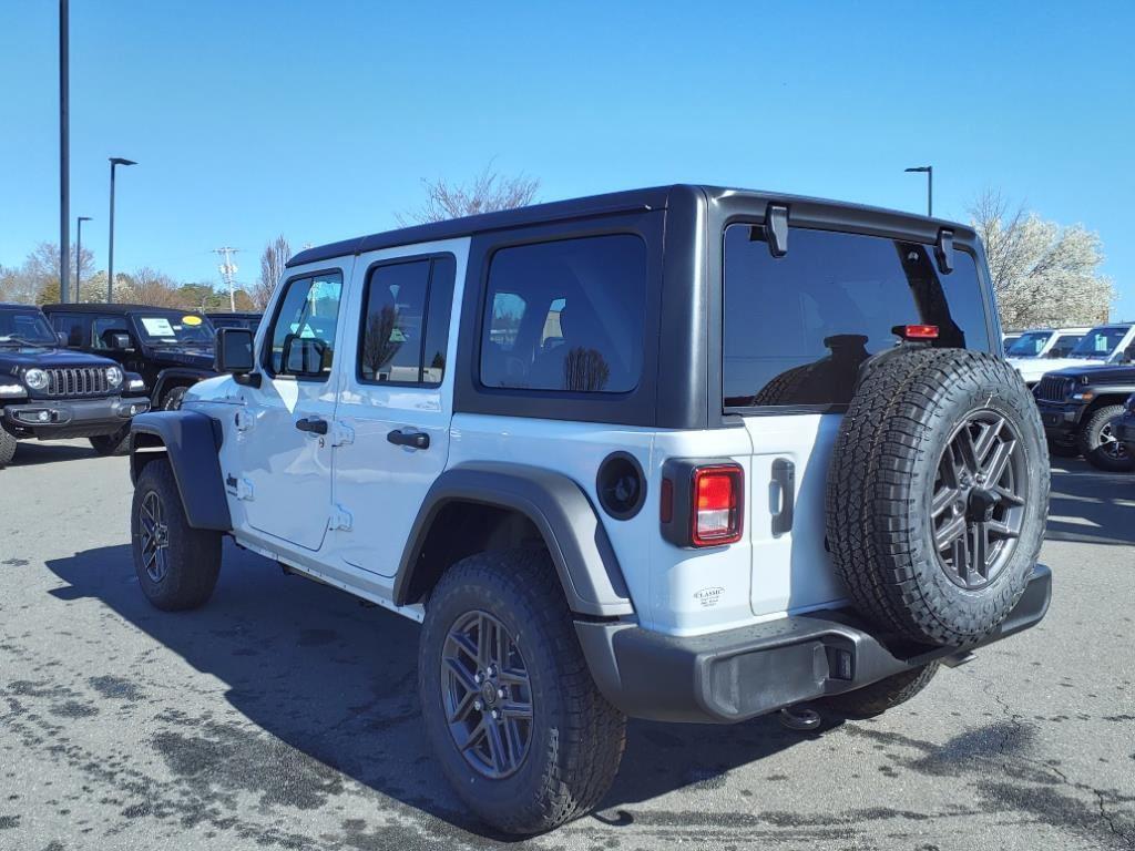 new 2025 Jeep Wrangler car, priced at $41,991