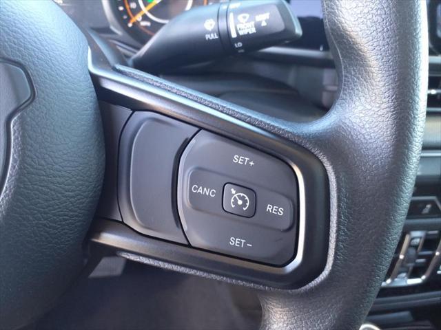 new 2025 Jeep Gladiator car, priced at $40,243