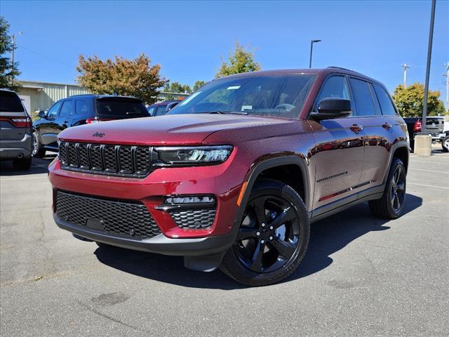 new 2025 Jeep Grand Cherokee car, priced at $52,503