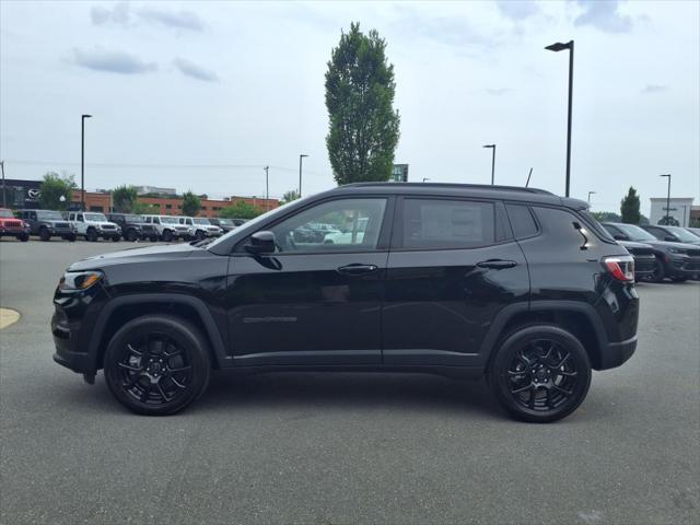 new 2025 Jeep Compass car, priced at $30,100