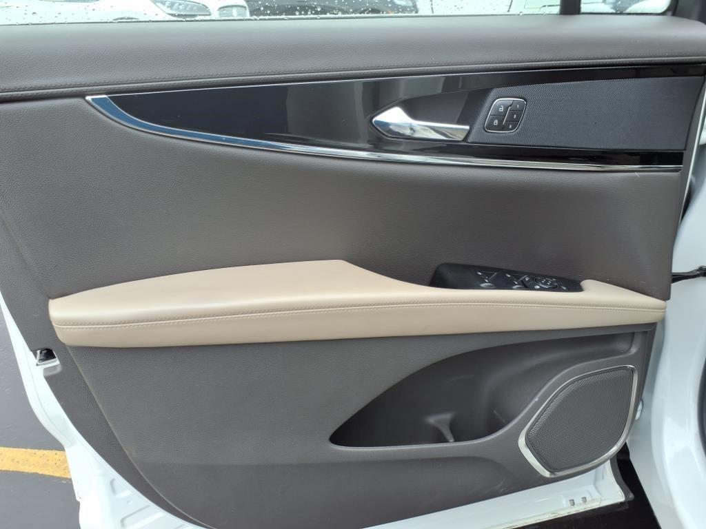 used 2022 Lincoln Nautilus car, priced at $32,451