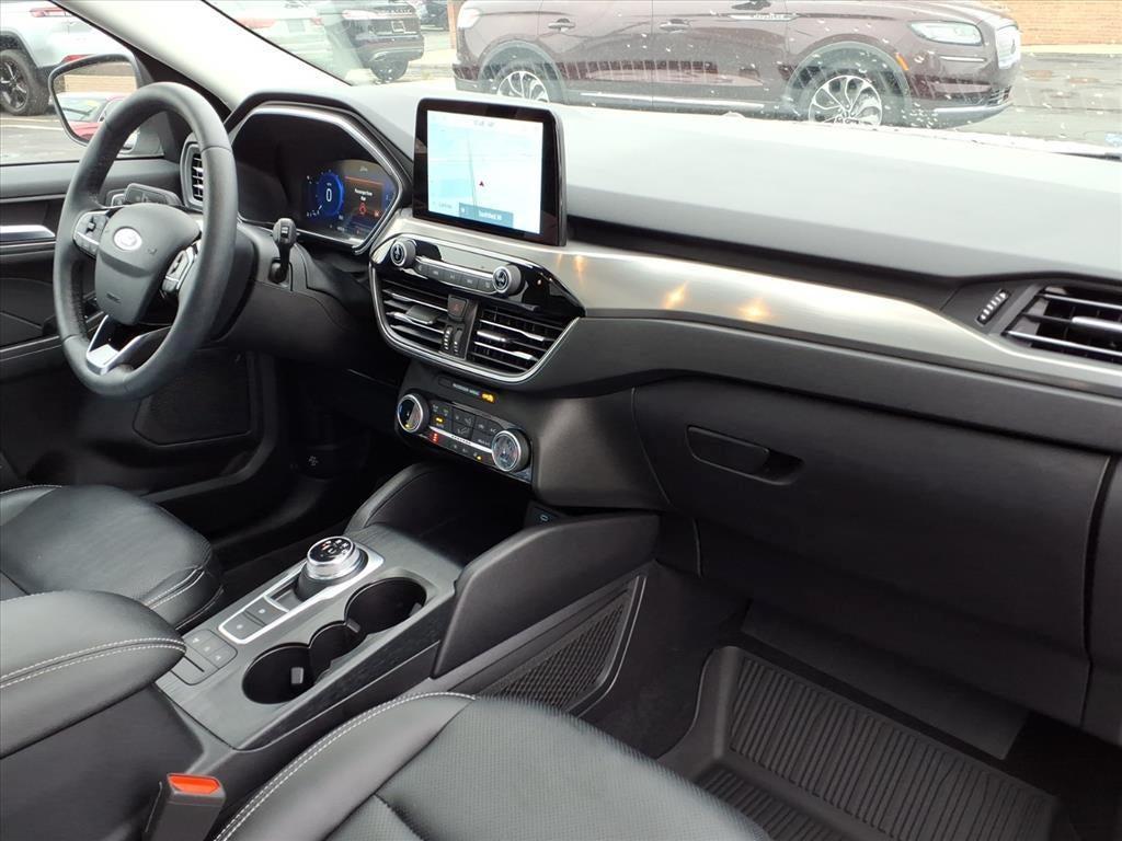 used 2022 Ford Escape car, priced at $26,224