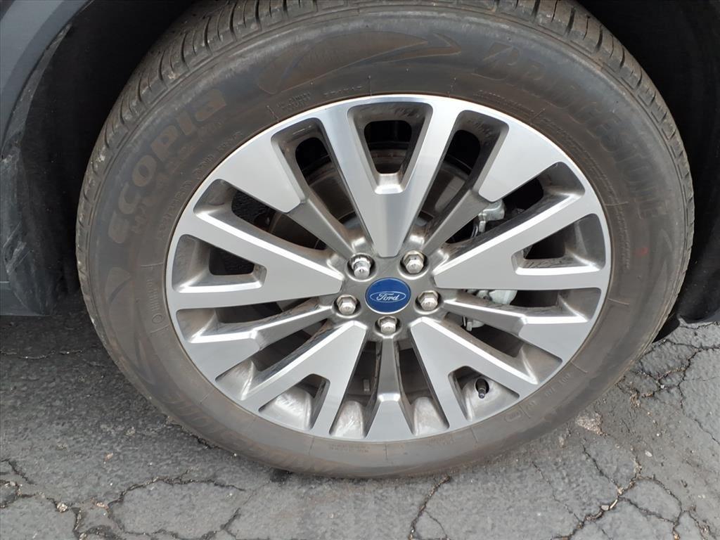 used 2022 Ford Escape car, priced at $26,224