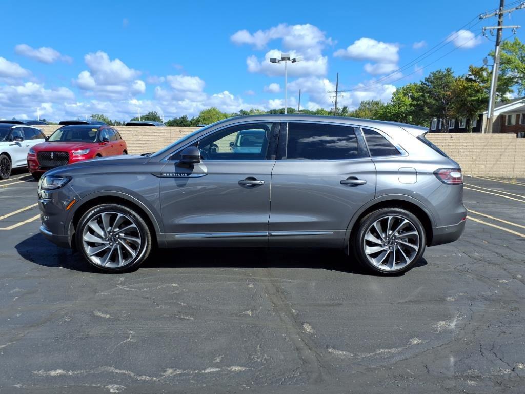 used 2022 Lincoln Nautilus car, priced at $36,995