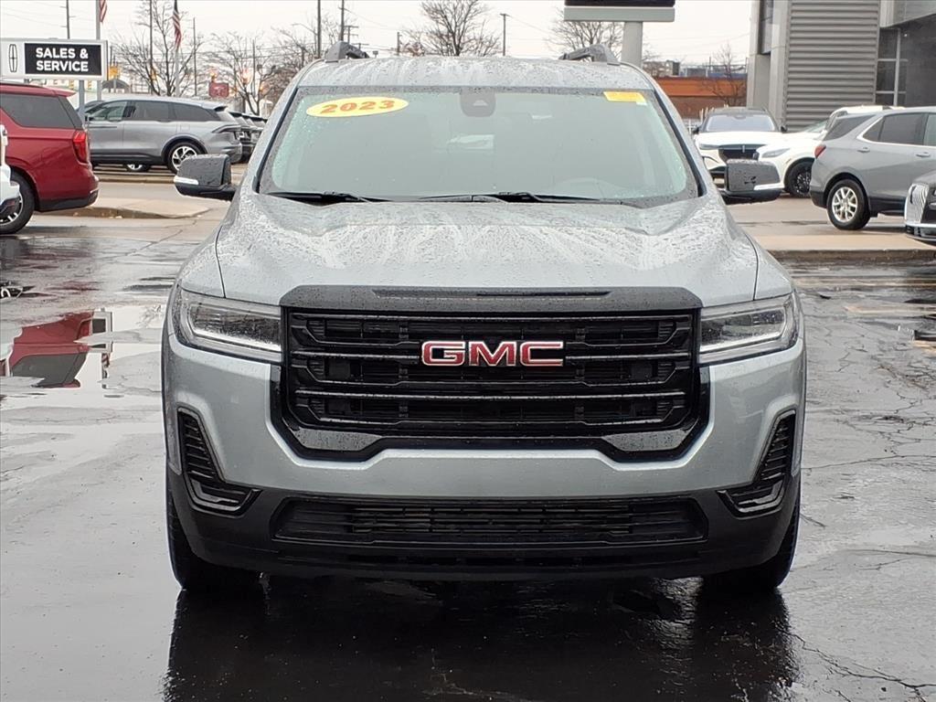 used 2023 GMC Acadia car, priced at $26,499