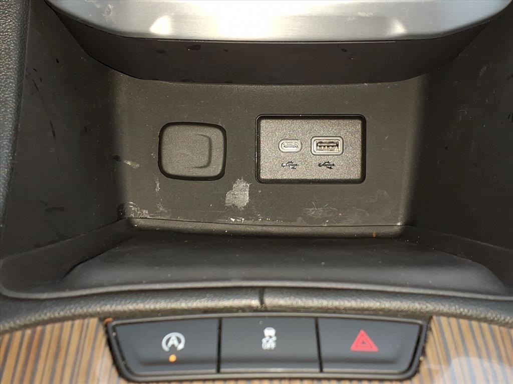 used 2023 GMC Acadia car, priced at $26,499