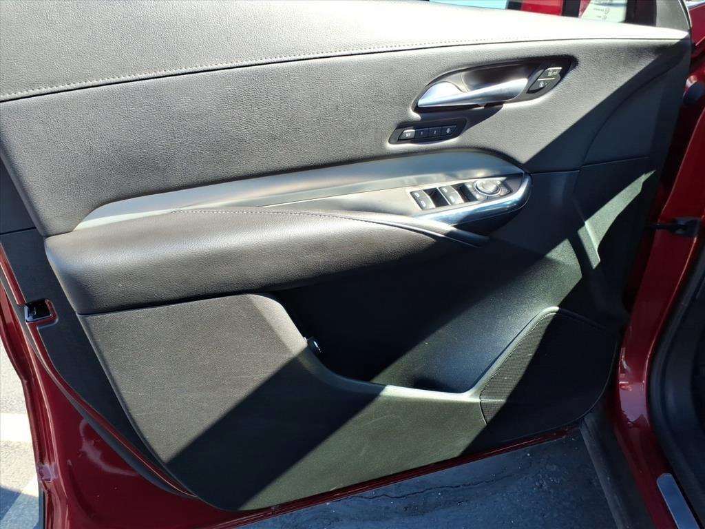 used 2023 Cadillac XT4 car, priced at $28,495