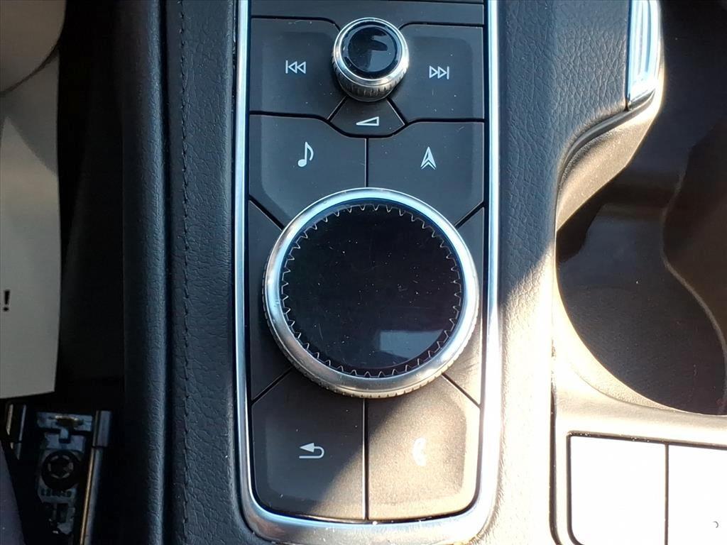 used 2023 Cadillac XT4 car, priced at $28,495