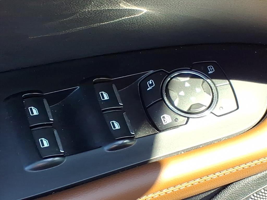 used 2022 Lincoln Nautilus car, priced at $36,995