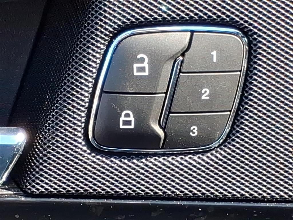 used 2022 Lincoln Nautilus car, priced at $36,995