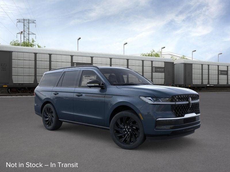 new 2025 Lincoln Navigator car, priced at $100,420