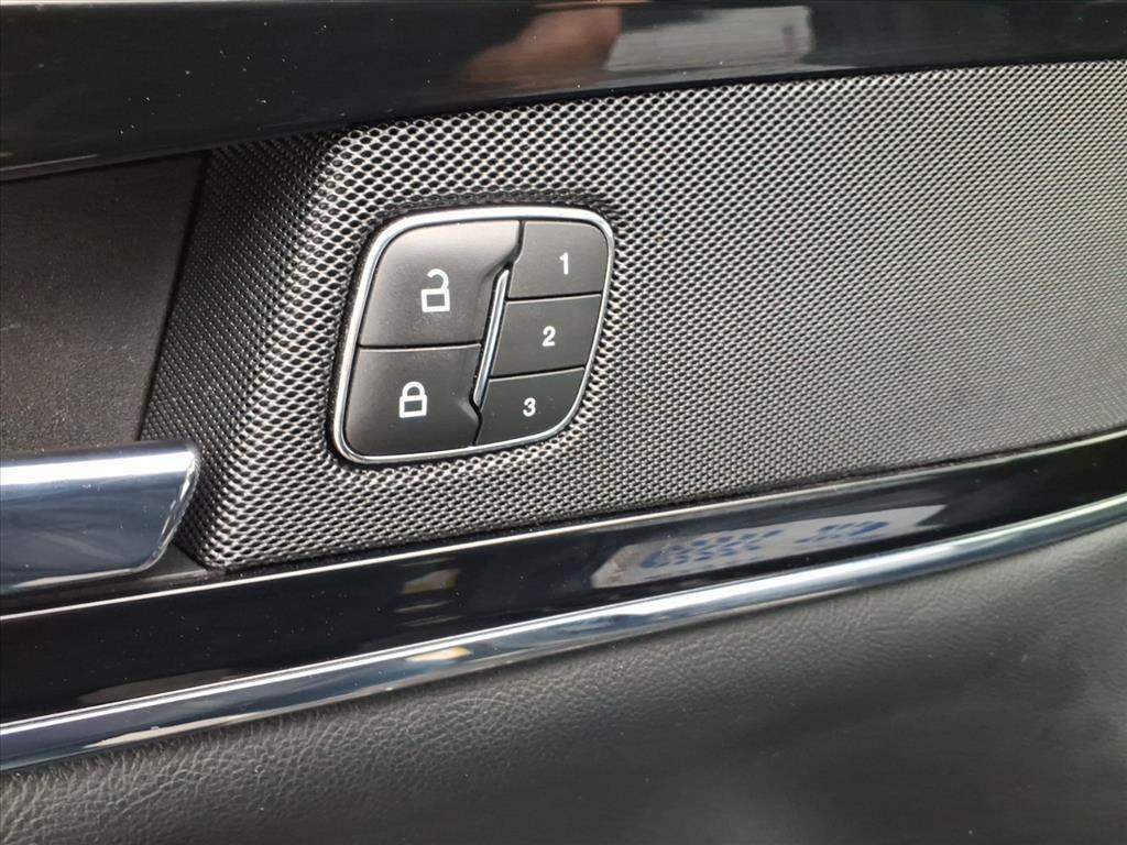 used 2022 Lincoln Nautilus car, priced at $35,995