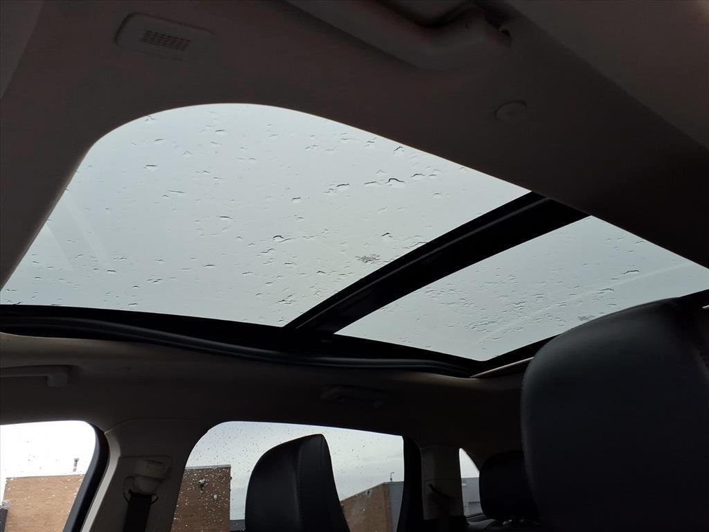 used 2022 Lincoln Nautilus car, priced at $35,995