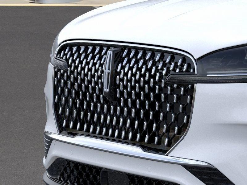 new 2025 Lincoln Aviator car, priced at $81,250