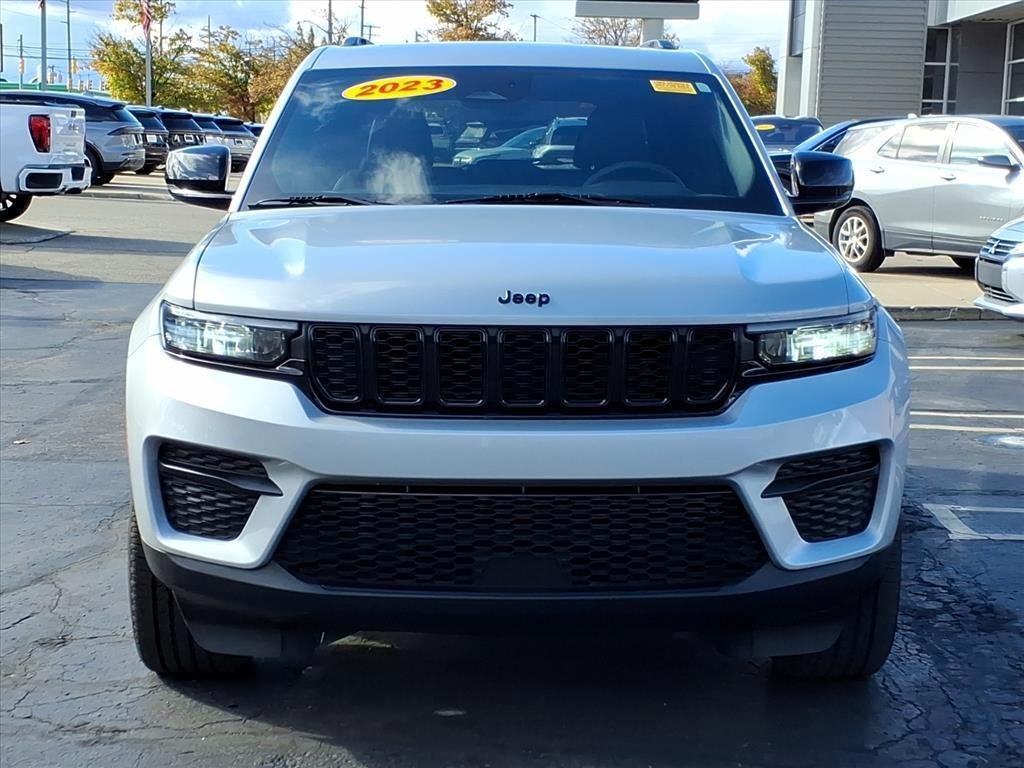 used 2023 Jeep Grand Cherokee car, priced at $34,995