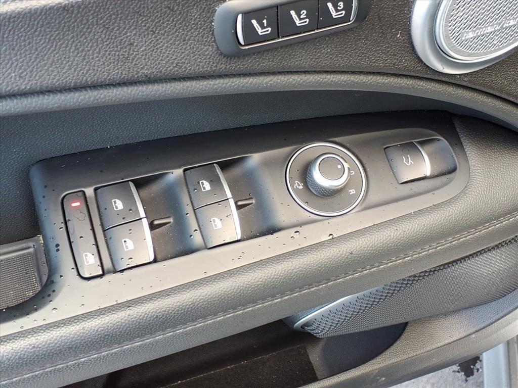 used 2019 Alfa Romeo Stelvio car, priced at $19,994